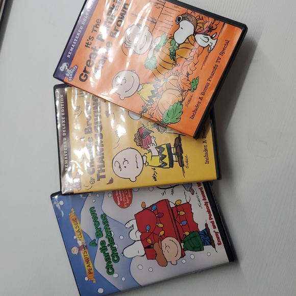 Peanuts Media Peanuts Charlie Brown Holiday Dvd Bundle 3 Poshmark